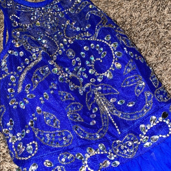 Short Formal Dress - Picture 5 of 5